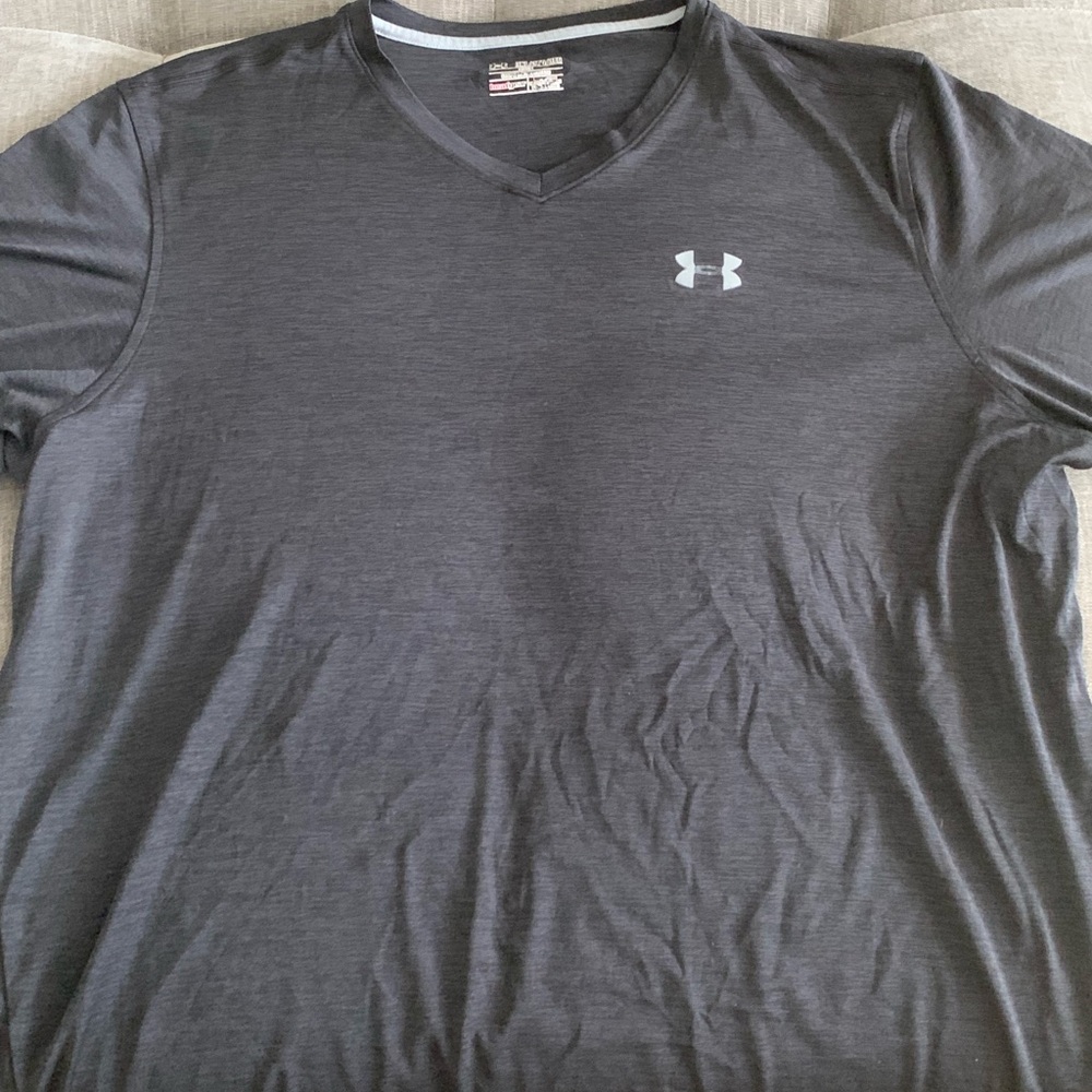 Men’s Under armour 3xl shirt